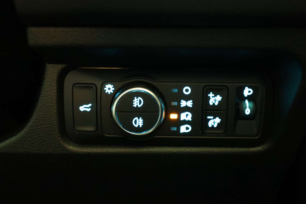 2025 Ford Everest Trend 2.0L