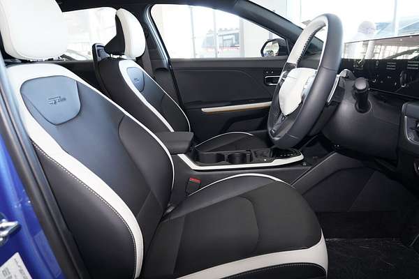 2025 Kia K4 GT-Line CL4m