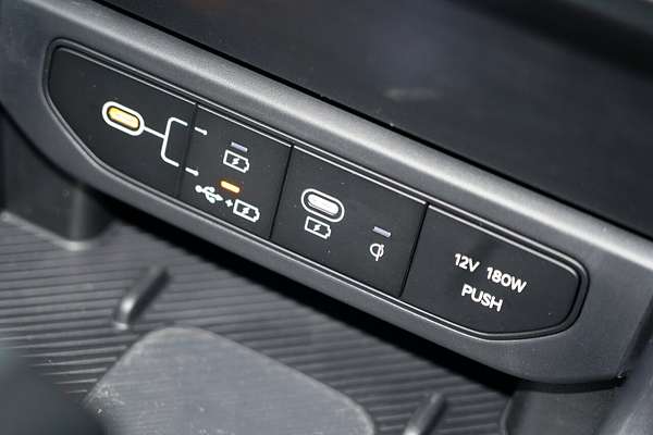 2025 Kia K4 GT-Line CL4m