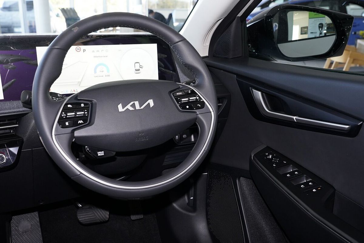 2024 Kia EV6 Air CV