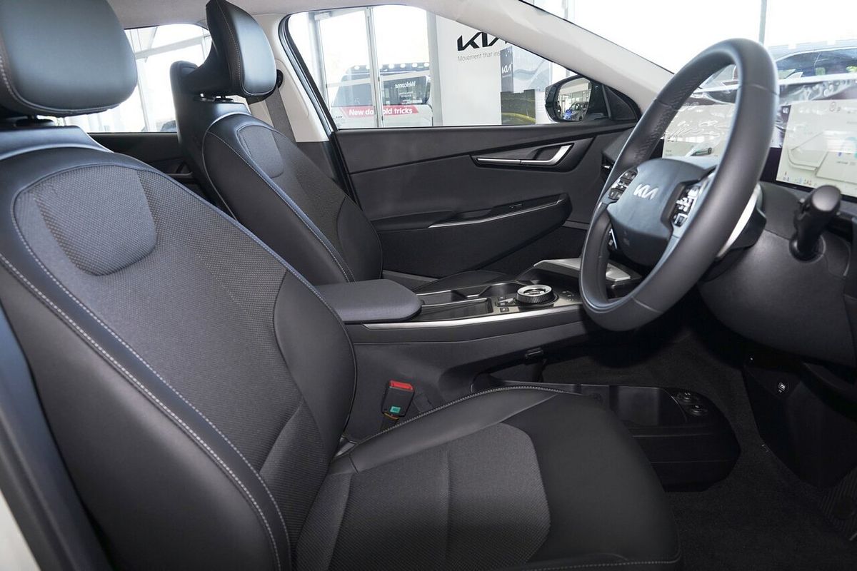 2024 Kia EV6 Air CV