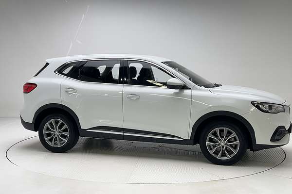 2022 MG HS Core SAS23 thumb-8