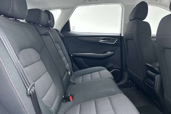 2022 MG HS Core SAS23 thumb-11