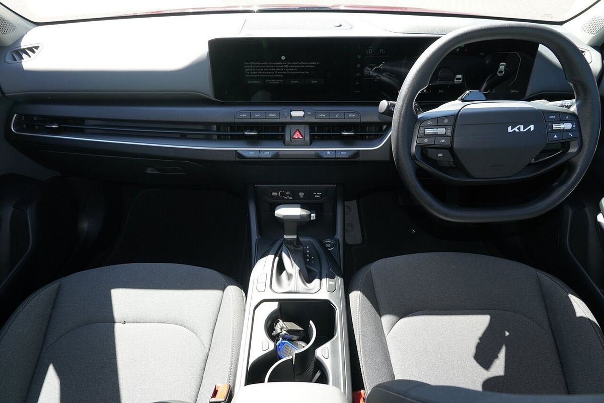 2024 Kia K4 Sport CL4m