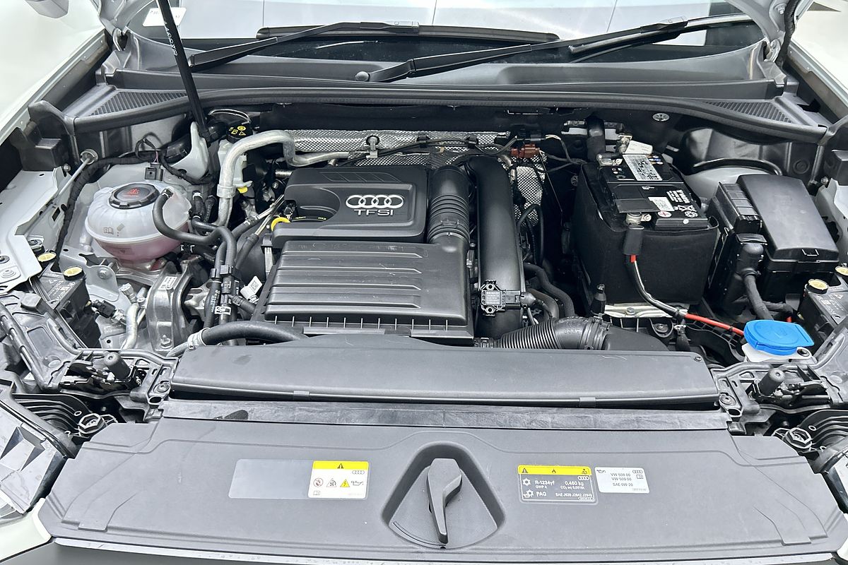 2022 Audi Q3 35 TFSI S line F3