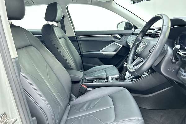 2022 Audi Q3 35 TFSI S line F3