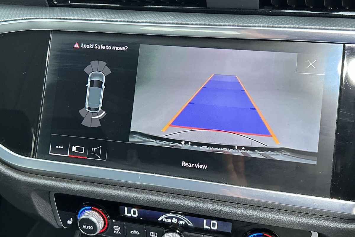 2022 Audi Q3 35 TFSI S line F3