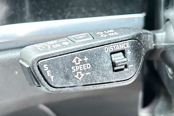 2022 Audi Q3 35 TFSI S line F3