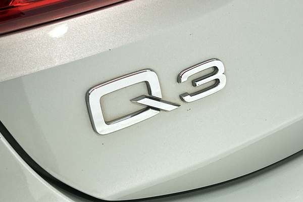 2022 Audi Q3 35 TFSI S line F3