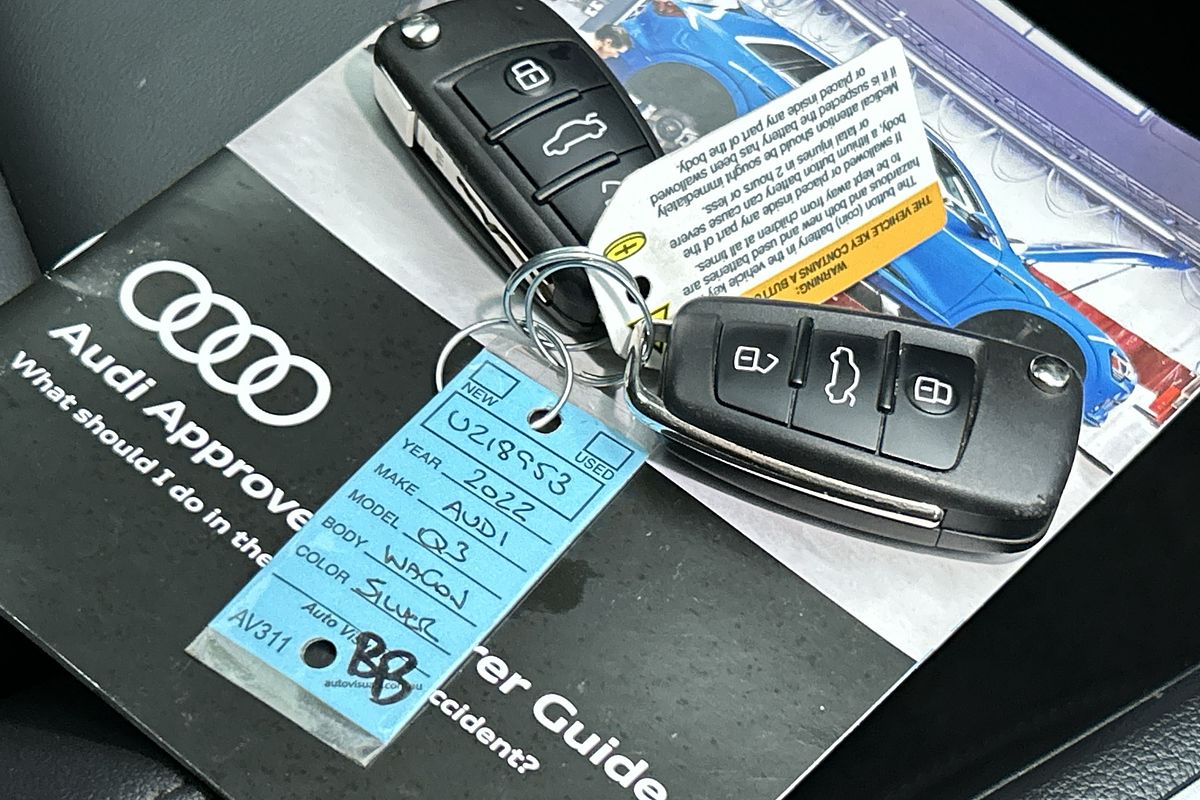 2022 Audi Q3 35 TFSI S line F3