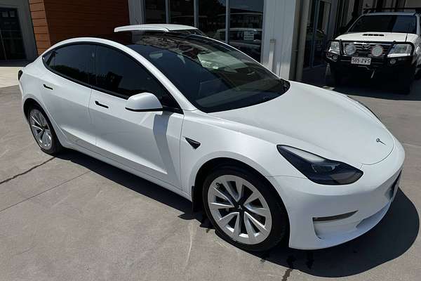 2022 Tesla Model 3 Long Range