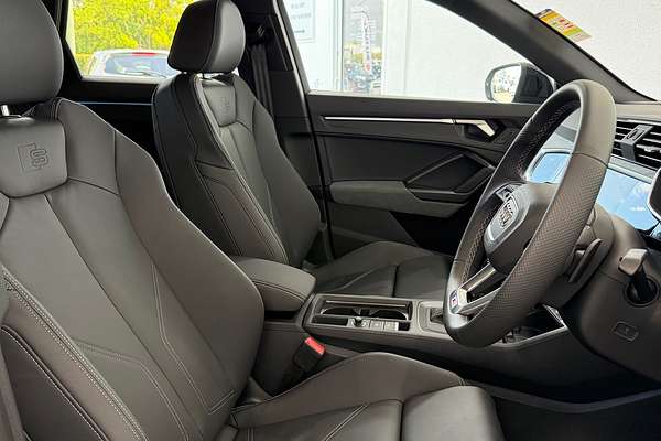 2025 Audi Q3 40 TFSI S line F3