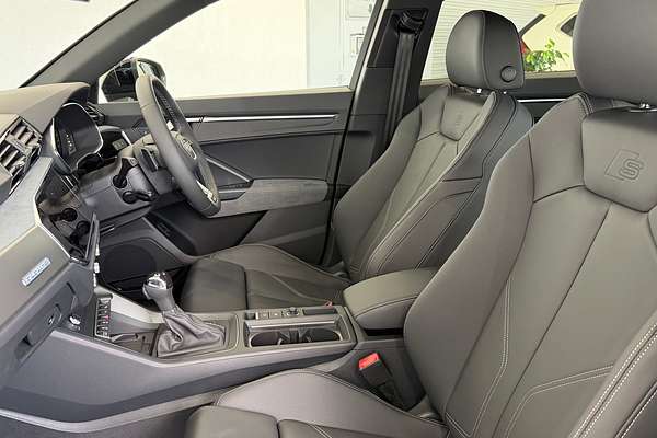 2025 Audi Q3 40 TFSI S line F3