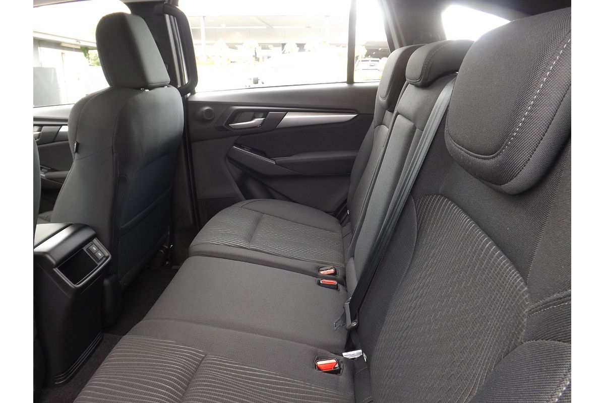 2025 Isuzu MU-X LS-M