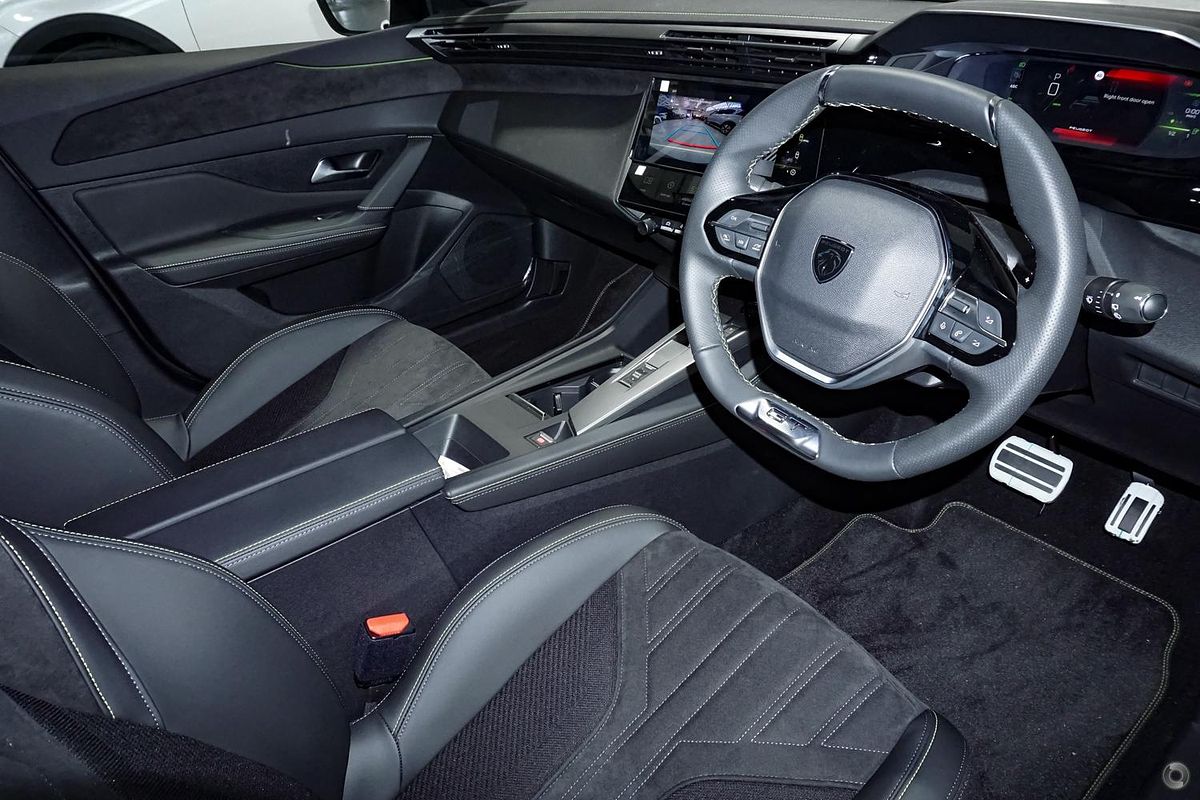 2023 Peugeot 308 GT P51