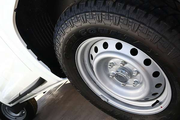 2025 Mitsubishi Triton GLX MV 4X4