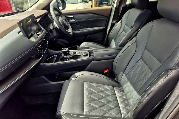 2025 Nissan X-TRAIL Ti-L T33