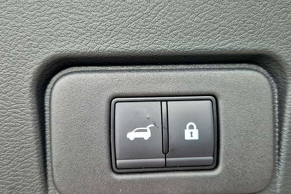 2025 Nissan X-TRAIL Ti-L T33