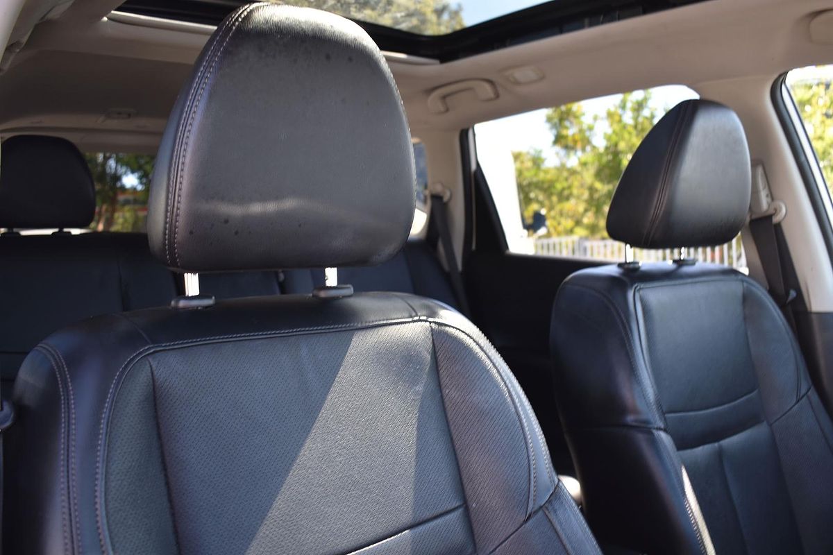2017 Nissan X-TRAIL Ti T32