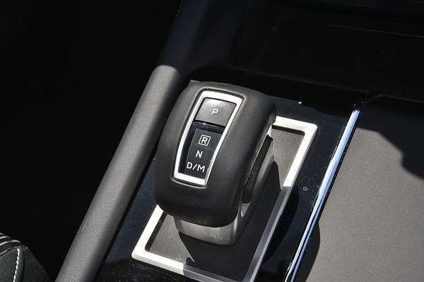 2024 Mitsubishi Outlander LS ZM