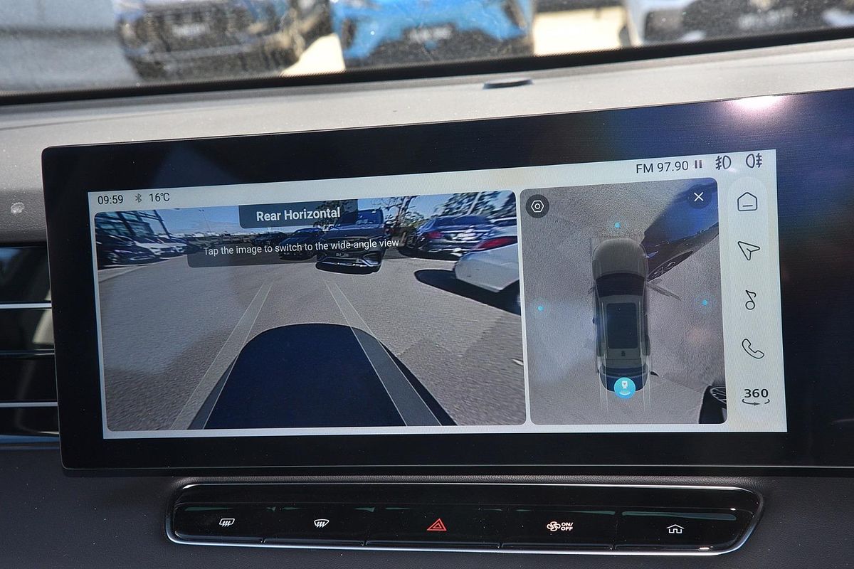 2025 MG HS Excite AS33