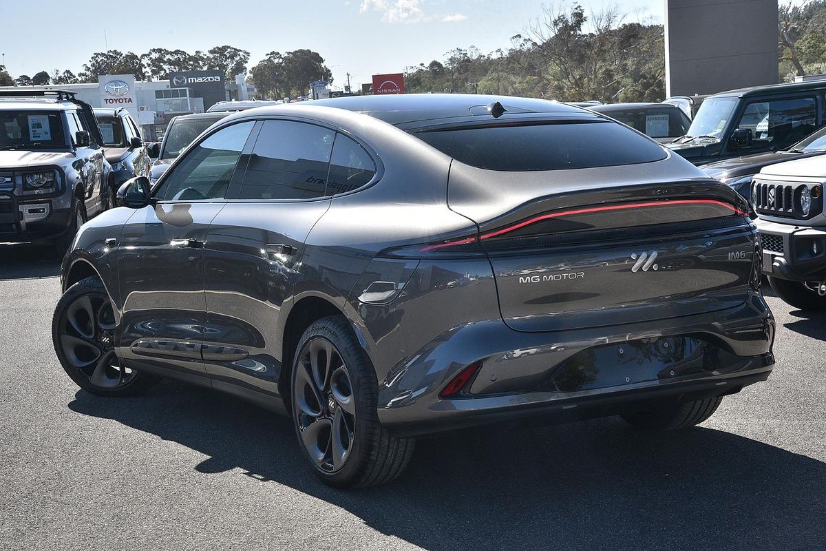 2025 MG IM6 Platinum S12L