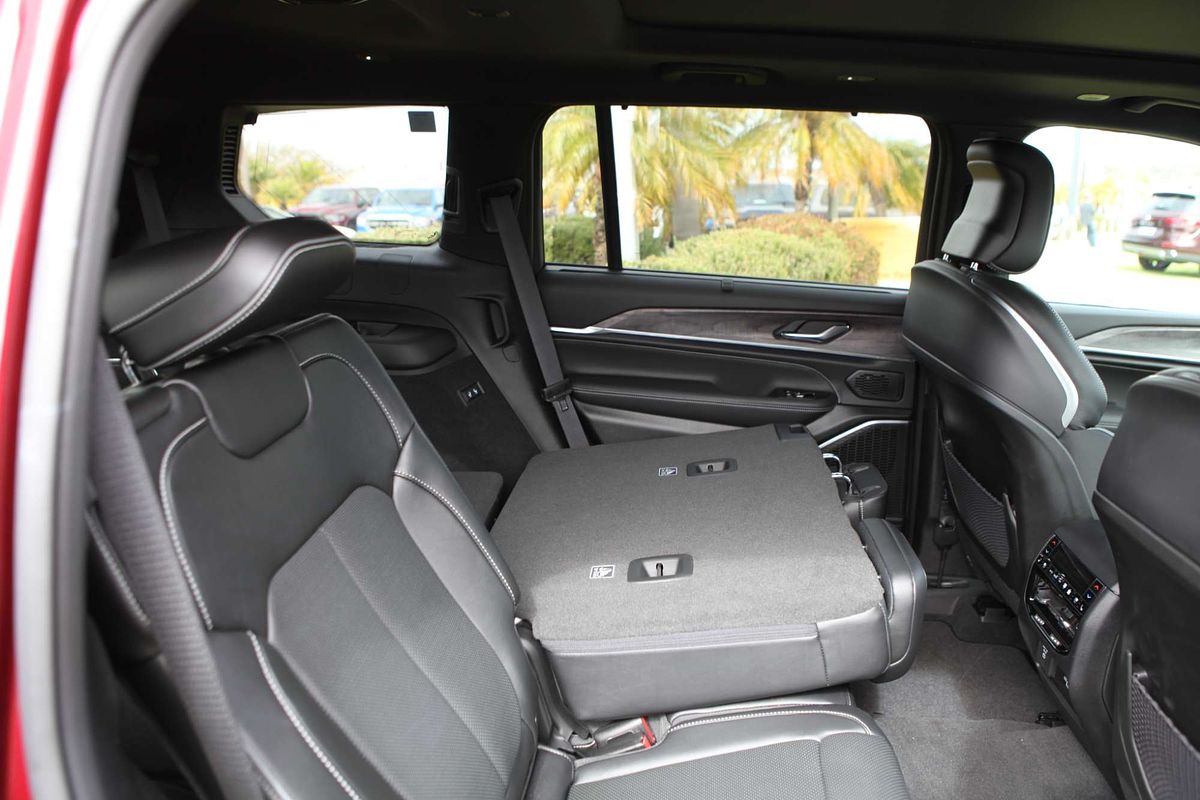 2023 Jeep Grand Cherokee Oveland WL