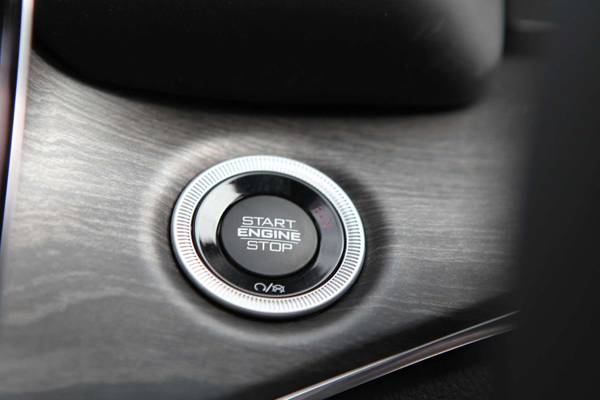 2023 Jeep Grand Cherokee Oveland WL