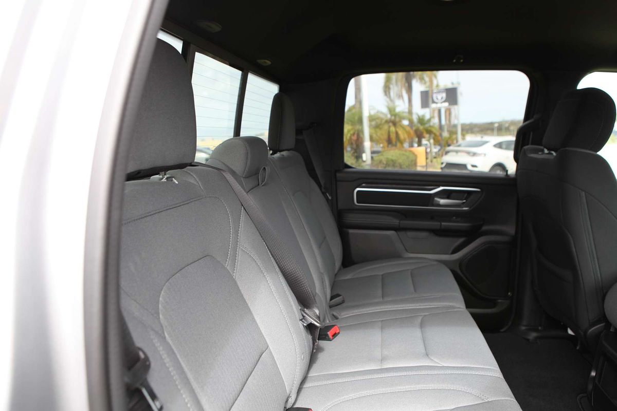 2023 RAM 1500 Big Horn DT 4X4 LWB