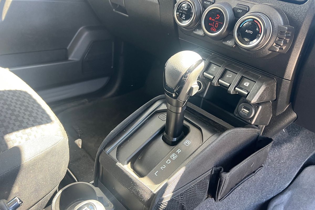 2022 Suzuki Jimny GLX GJ