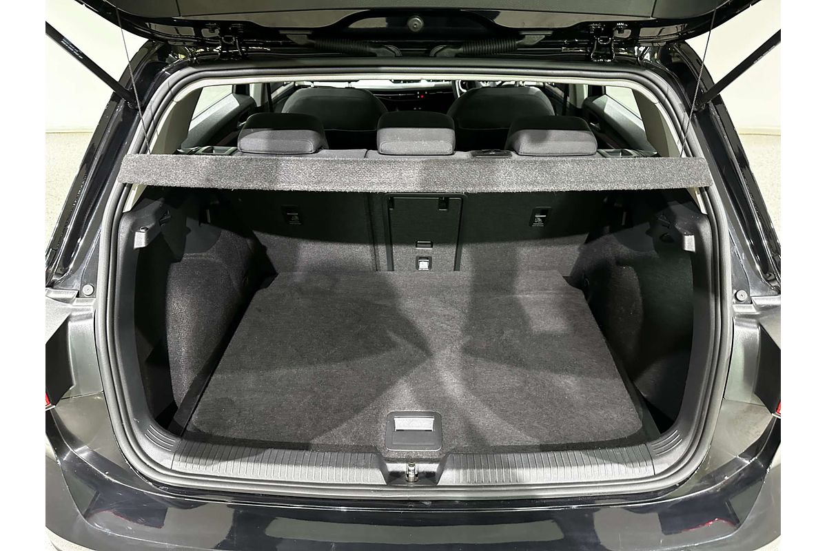 2022 Volkswagen Golf 110TSI Life 8