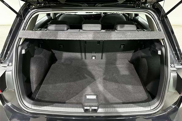 2022 Volkswagen Golf 110TSI Life 8