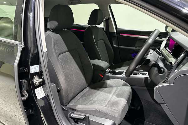 2022 Volkswagen Golf 110TSI Life 8