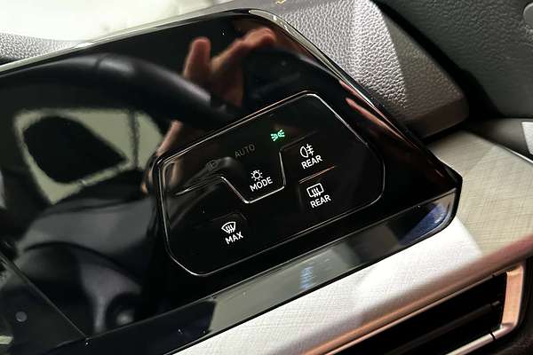 2022 Volkswagen Golf 110TSI Life 8