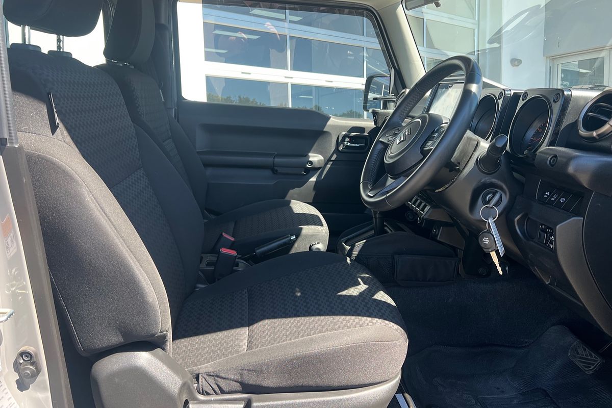 2022 Suzuki Jimny GLX GJ
