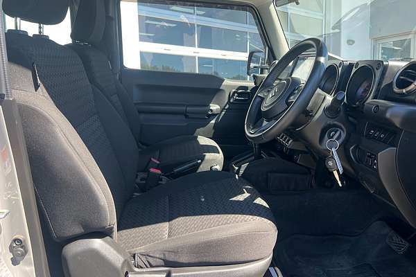 2022 Suzuki Jimny GLX GJ