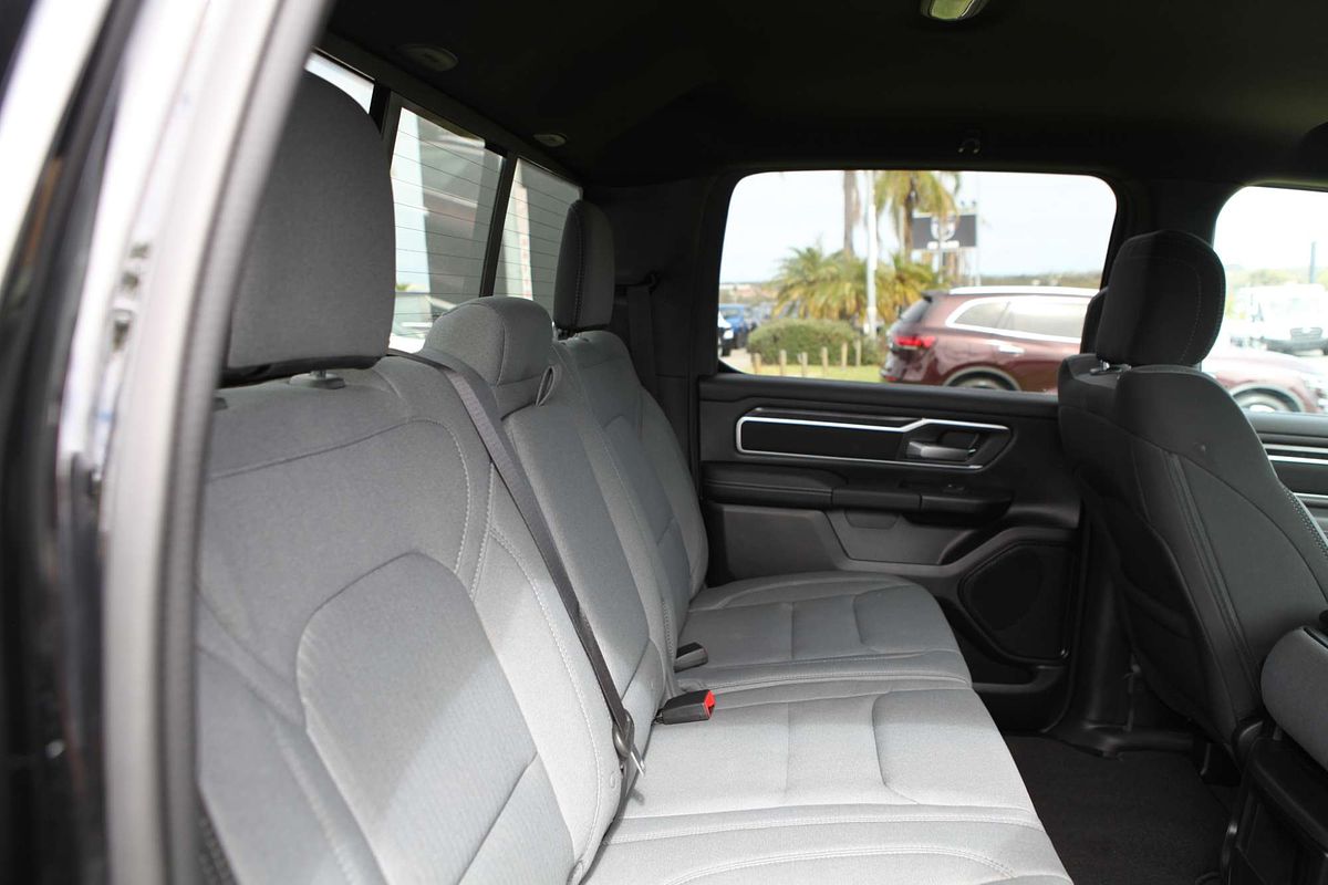 2023 RAM 1500 Big Horn DT 4X4 LWB