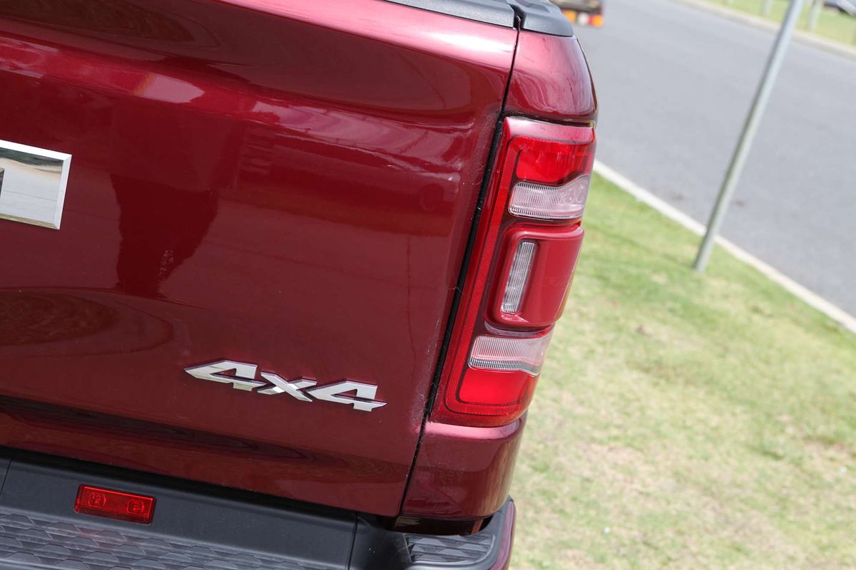 2024 RAM 1500 Laramie Sport RamBox DT 4X4 SWB