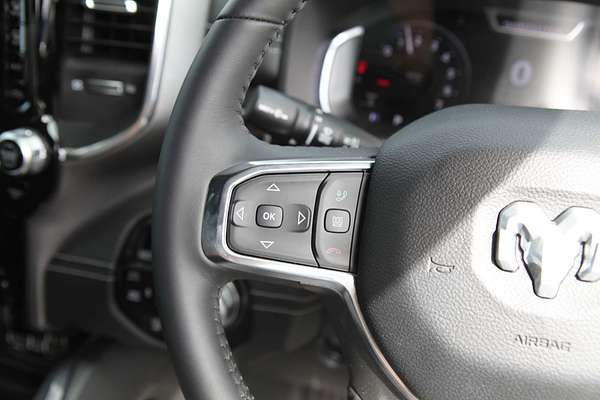 2024 RAM 1500 Laramie Sport RamBox DT 4X4 SWB