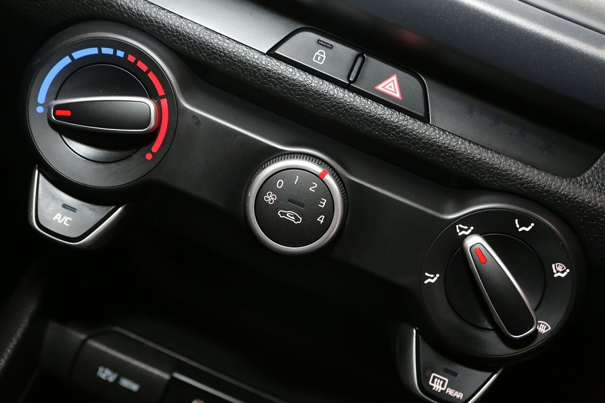 2019 Kia Rio S YB