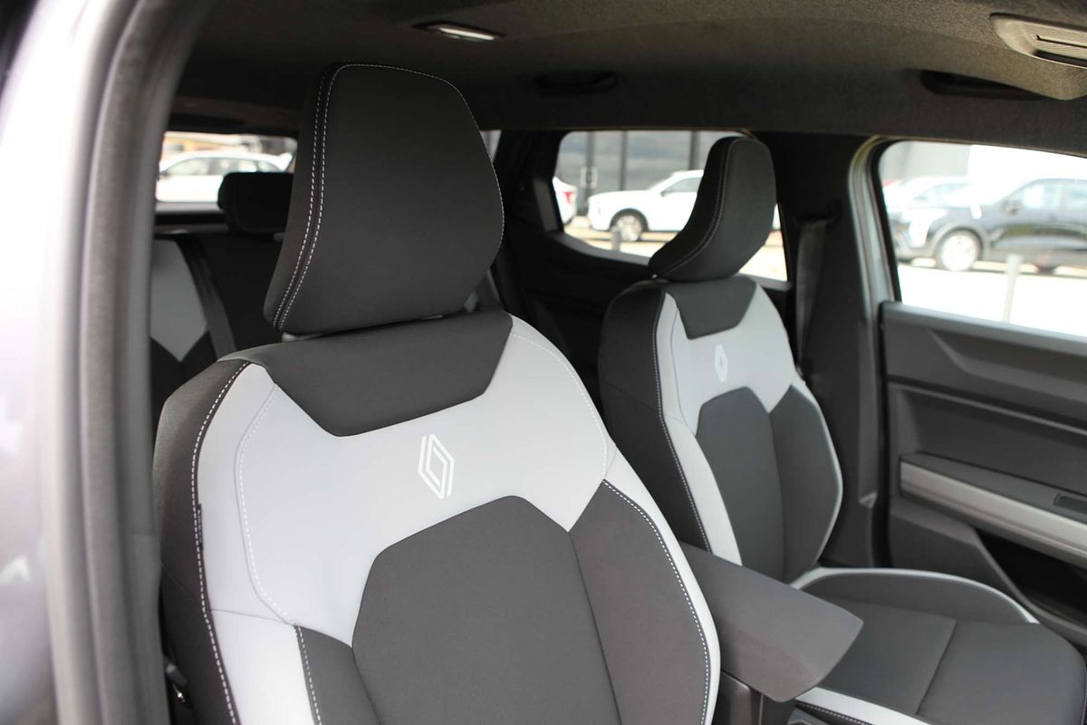 2025 Renault Duster Techno X1311