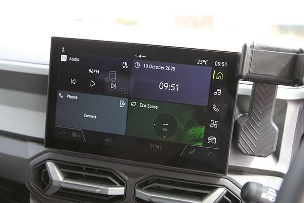 2025 Renault Duster Techno X1311