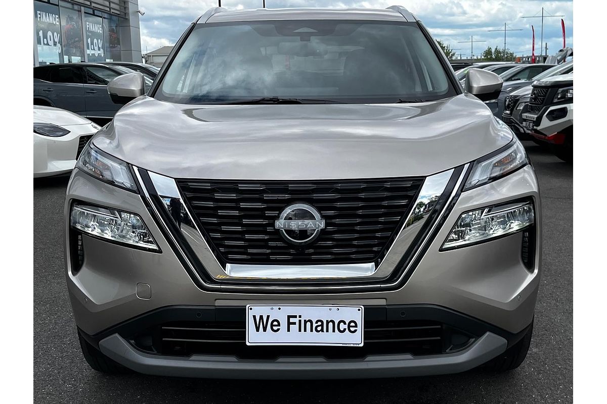 2025 Nissan X-TRAIL ST-L T33