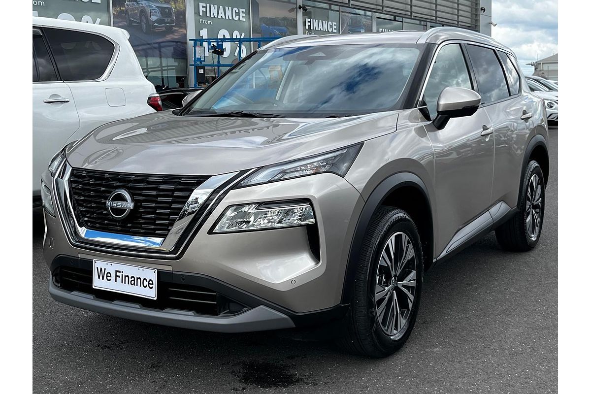 2025 Nissan X-TRAIL ST-L T33