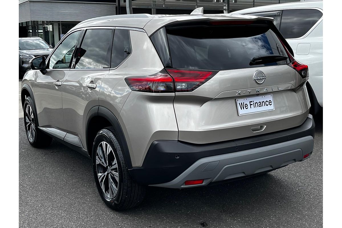 2025 Nissan X-TRAIL ST-L T33