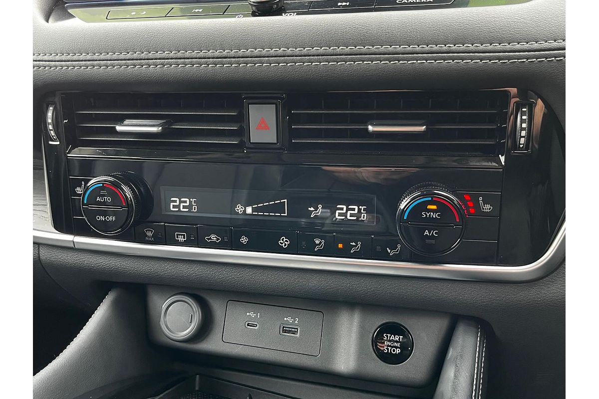 2025 Nissan X-TRAIL ST-L T33