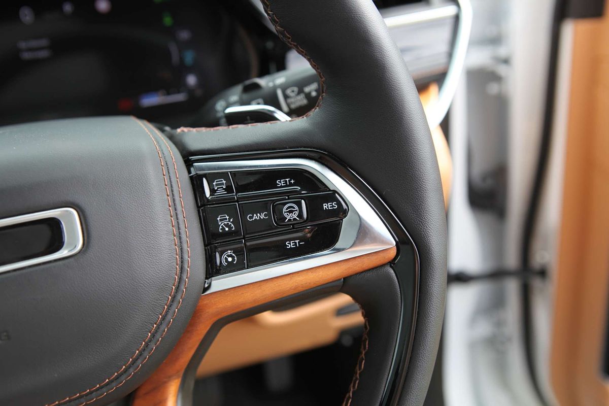 2023 Jeep Grand Cherokee Summit Reserve 4xe WL