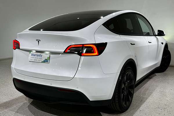 2023 Tesla Model Y Rear-Wheel Drive