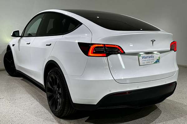 2023 Tesla Model Y Rear-Wheel Drive