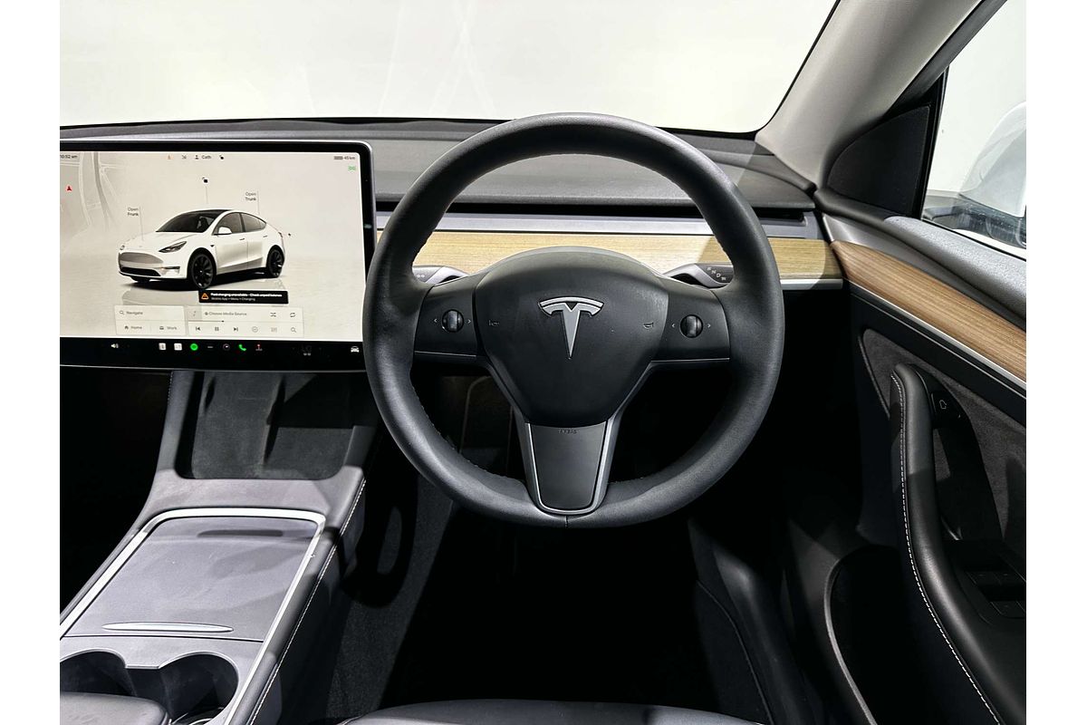 2023 Tesla Model Y Rear-Wheel Drive